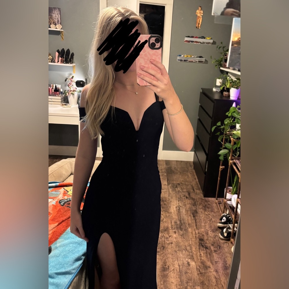 Elegant Dark Blue Off-Shoulder Dress